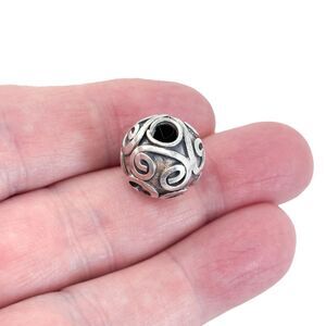Vintage Sterling Silver 925 1.5cm Artisan Swirl Bead Pendant